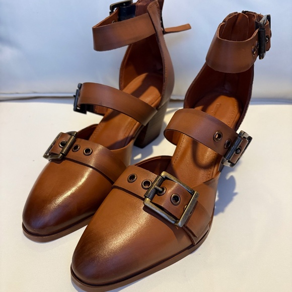Vintage Foundry Co. Kaydence sandals - Picture 1 of 7